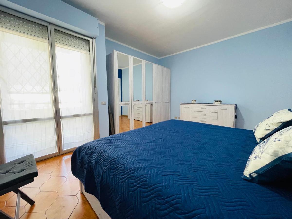 Stefano'S Guests House: 2 Bedrooms & Parking In 维亚雷焦 外观 照片